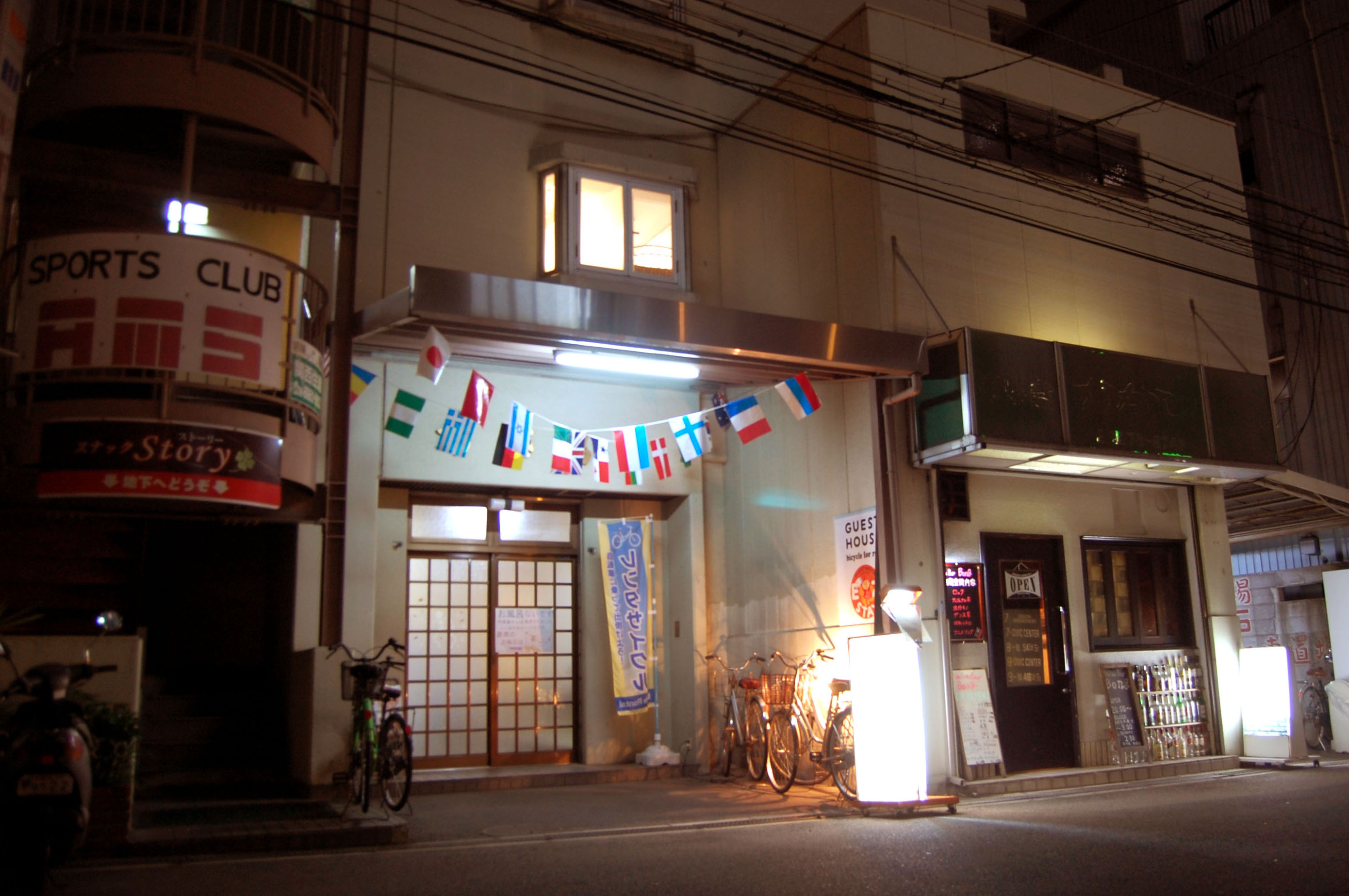 イージーステイ大阪の写真1