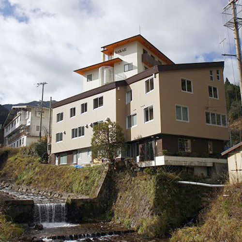 ハチ北温泉 内湯旅館 SASAYAの写真1