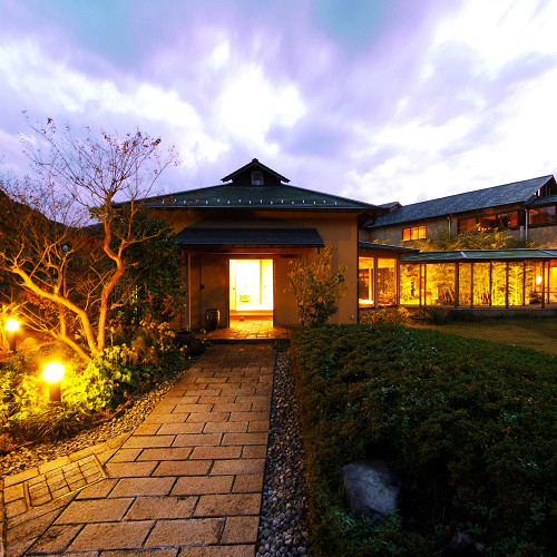 城崎 円山川温泉 銀花の写真1