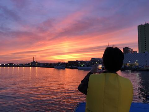釧路夕日観光クルーズ船 シークレインの写真1