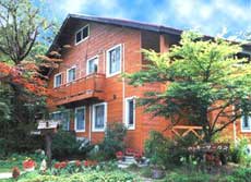 西日本の名峰“大山”のふもと ペットも泊まれるまごころ料理の宿 ペンション クッキーサーカスの写真1