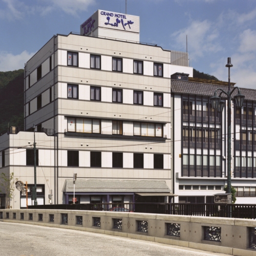 新見 グランドホテルみよしやの写真1