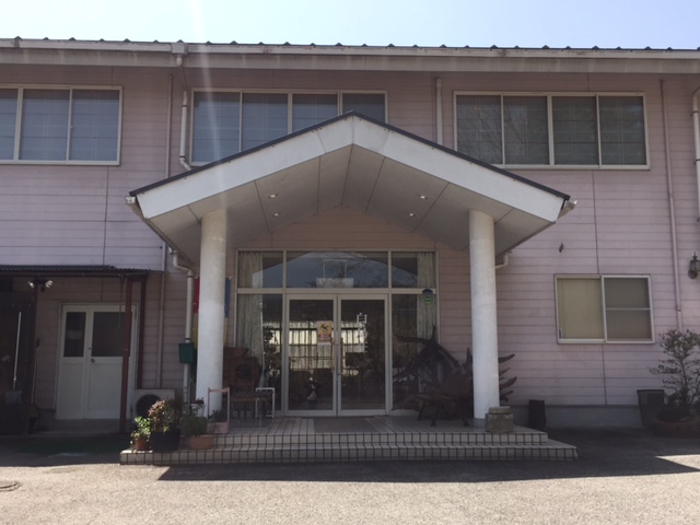 ビジネスホテル白鳥荘の写真1