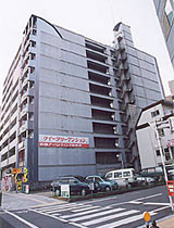 アーバンウィング麻里布の写真1