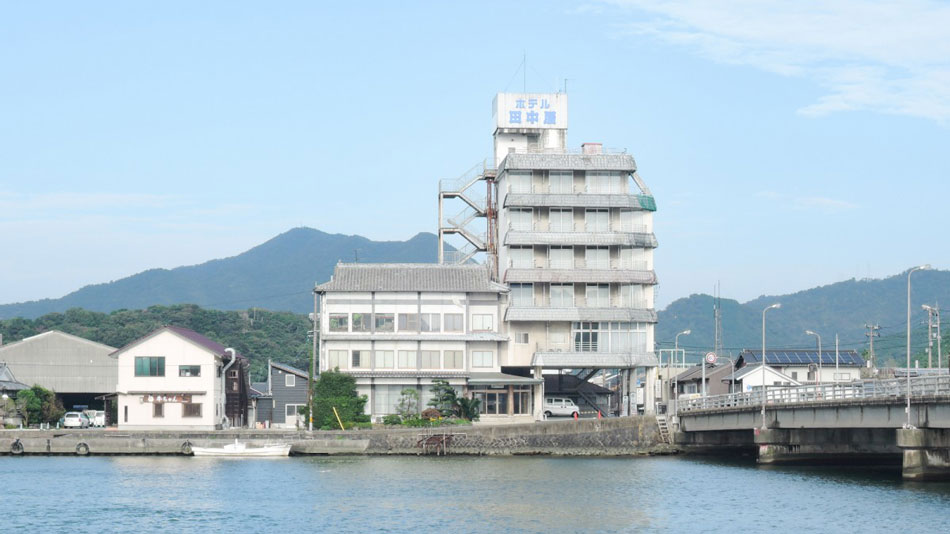 ホテル田中屋の写真1