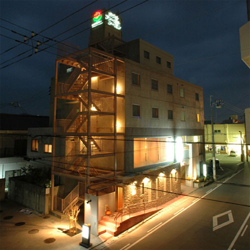 ホテル ファーストシーズン<鳴門>の写真1