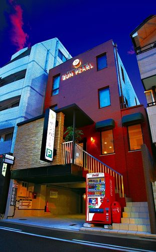 ビジネスホテル サンパールの写真1