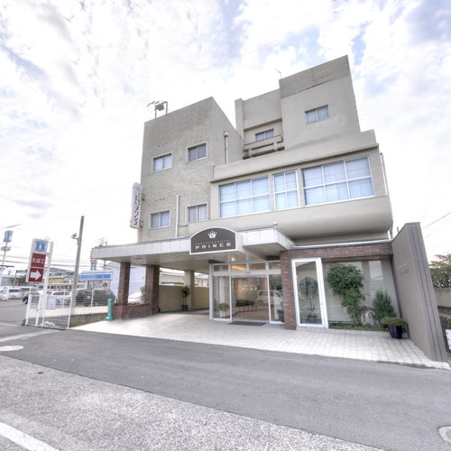 ビジネスホテル プリンスの写真1