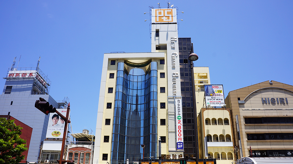 カプセルホテルニューグランドの写真1