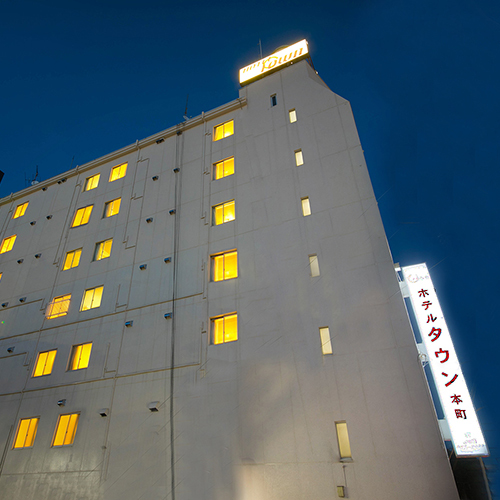 ホテル タウン本町の写真1