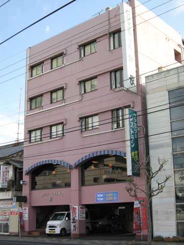 ビジネスホテル 弁長の写真1