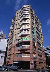 ホテル エトスイン博多の写真1