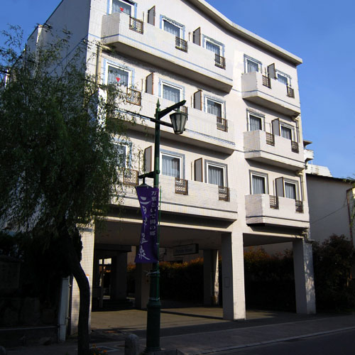 パープルホテル二日市の写真1