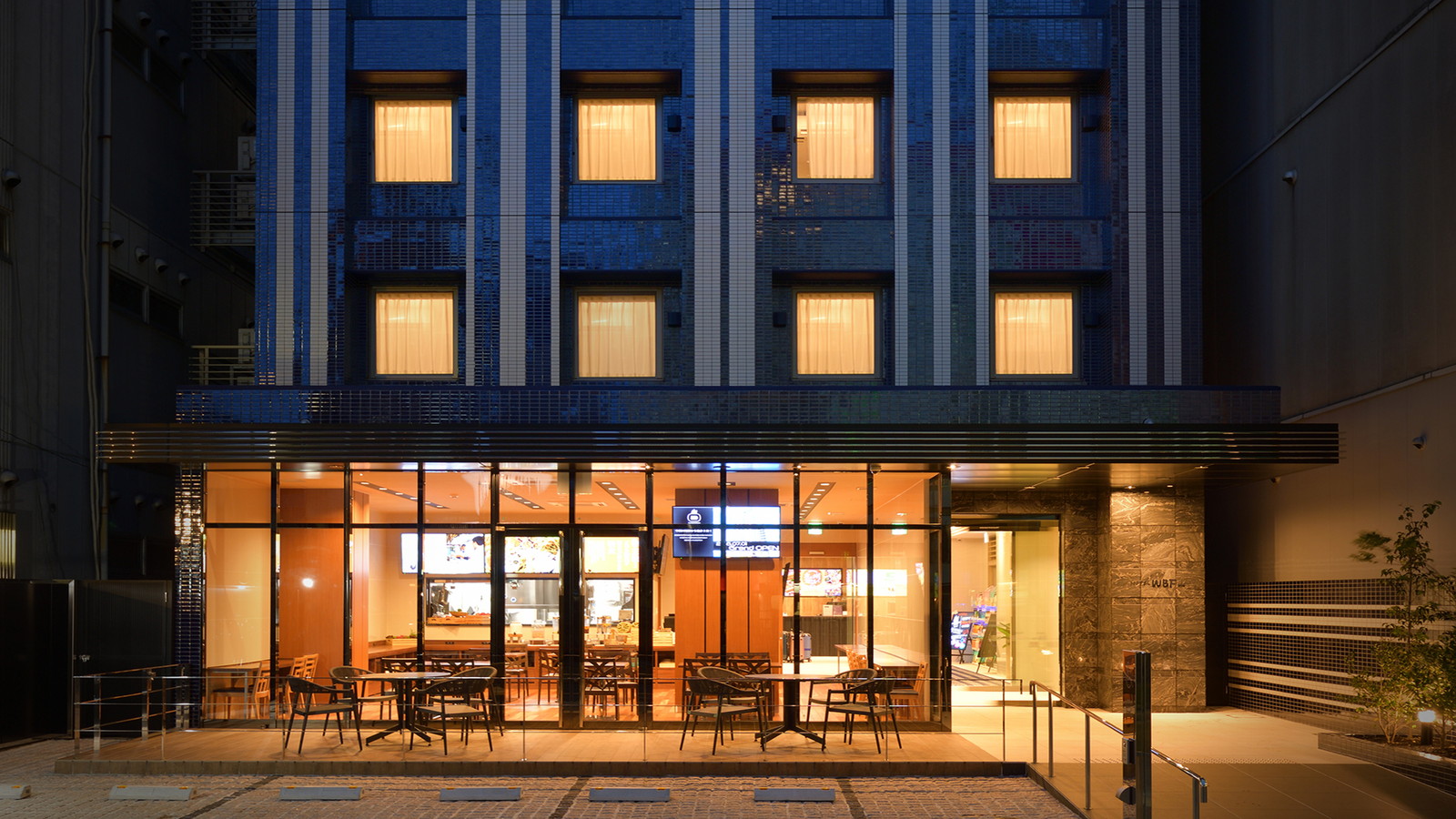 ホテルWBF福岡中洲の写真1