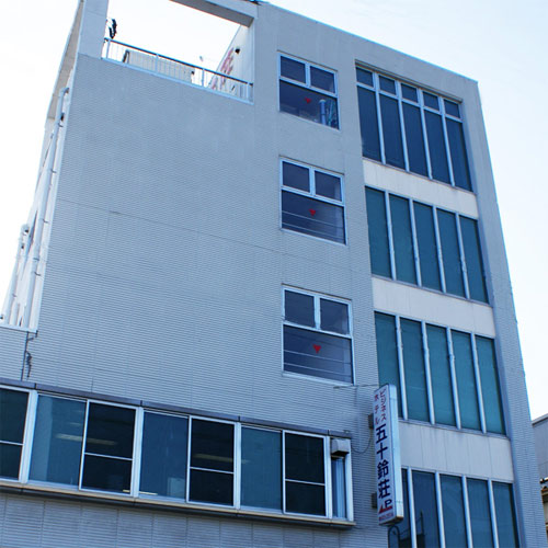 ビジネスホテル五十鈴荘の写真1