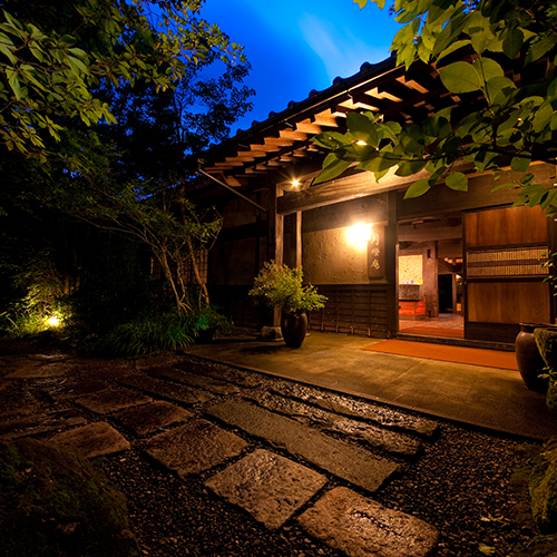 由布院温泉 ゆふいん月燈庵の写真1