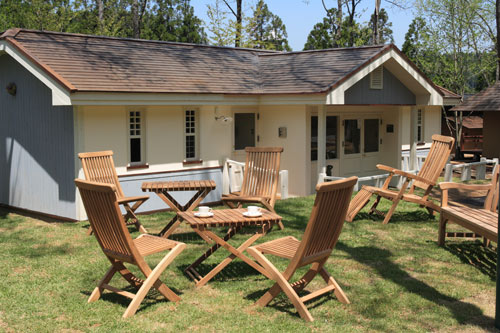 B・B・C長湯 長期滞在施設と林の中の小さな図書館の写真1