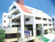 沖縄県青年会館の写真1