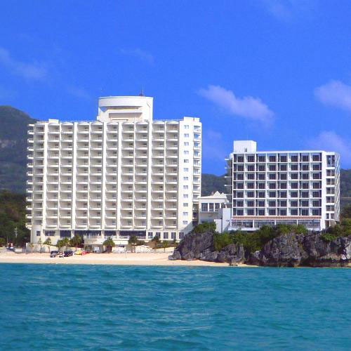 ホテル リゾネックス名護の写真1