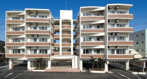 シャングリラマンションの写真1