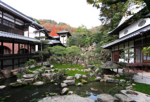 最上稲荷山妙教寺の写真1