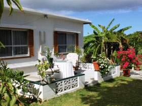 貸別荘BASE-SIDE-INNの写真1