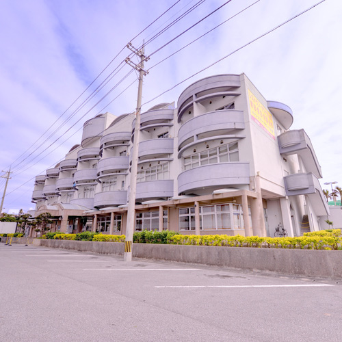 ホテル スポーツロッジ糸満の写真1