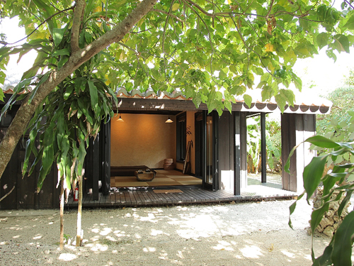 竹富島 茜屋 たけとみじま あかねや <竹富島>の写真1