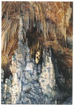 風連鍾乳洞の写真1