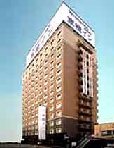 東横イン岡山駅西口右