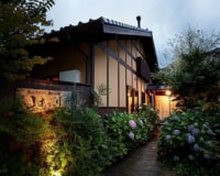 風がささやく離れの宿 山あかり