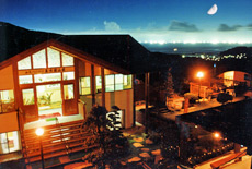 美女塚山荘 <対馬>