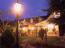 ペンション かかしのかくれ家