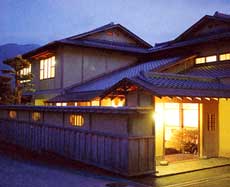 由布院温泉 旅荘きくや