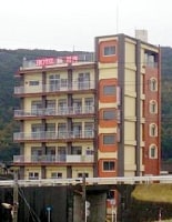 HOTEL 鶴 川内