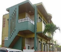 ゲストハウス地球人の休憩所 <宮古島>