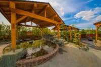 鶴見緑地湯元 水春