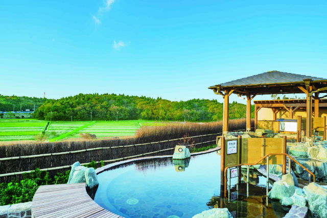 酒々井温泉 湯楽の里の写真1