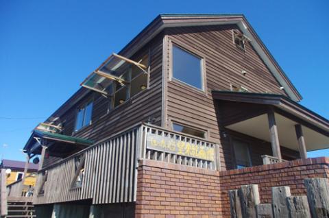 夕日の美術館の写真1