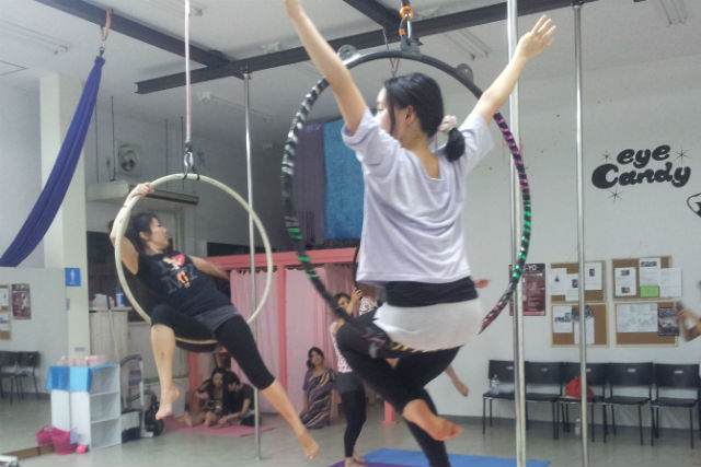 EyeCandy Pole Dance / Aerial Silk STUDIO秋葉原スタジオの写真1