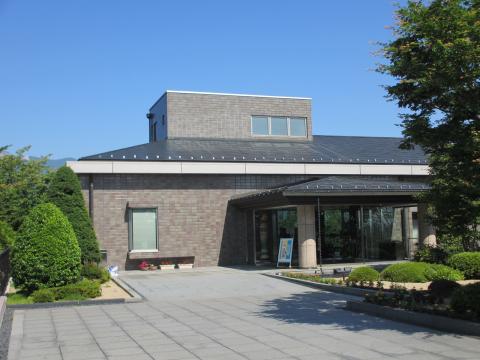 原郷のこけし群 西田記念館の写真1