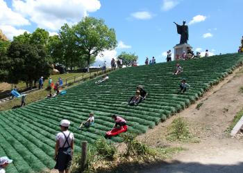 山鹿市特産工芸村 あんずの丘の写真1