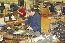 しおやす漆器工房の写真1