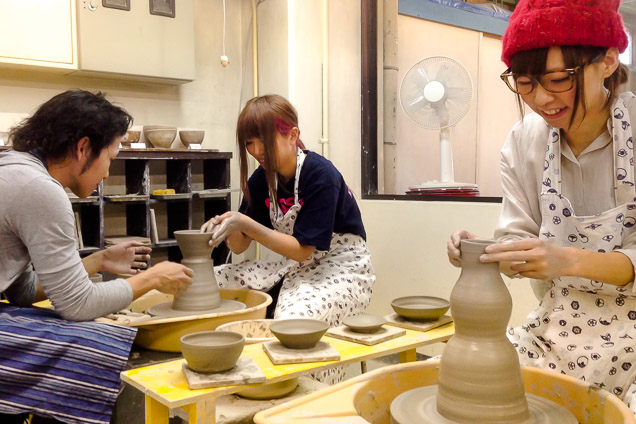 品野陶磁器センター陶芸教室の写真1