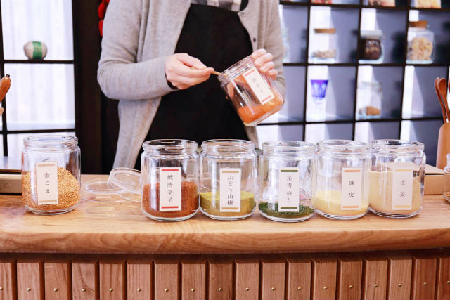 京山城屋の写真1