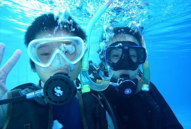 DIVERS' space Marine Blueの写真1