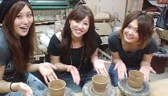 大谷焼窯元 陶業会館 梅里窯