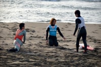 サーフショップ&サーフィンスクールBEACH