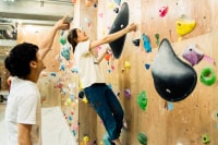 APEXクライミングジム(新宿駅西口店)