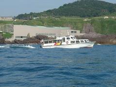 男鹿半島 島めぐり遊覧船